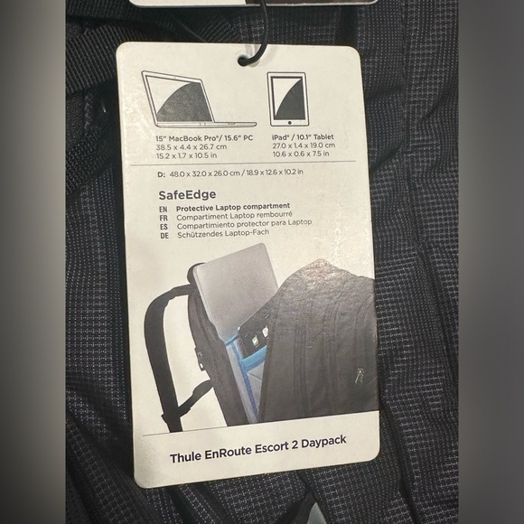 Thule EnRoute Escort 2 Daypack, Black - BRAND NEW - Picture 7 of 8